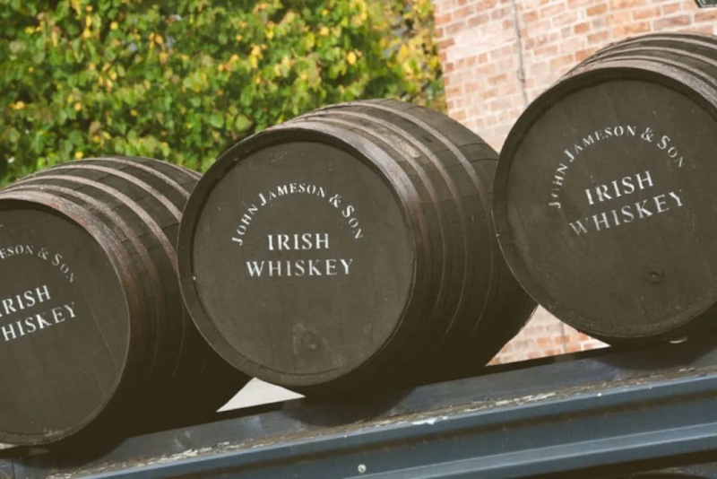 Destilaria de whisky Jameson - barris