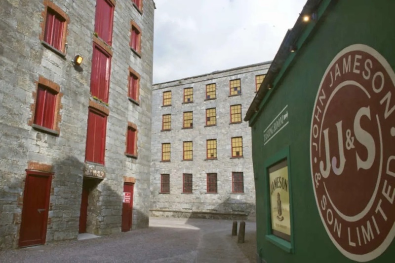 Destilaria em Dublin - Old Jameson